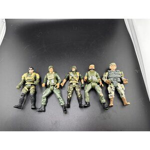 Chap Mei Soldiers Force Action Figures And Other Army‎ Men Diorama Lot Of 5